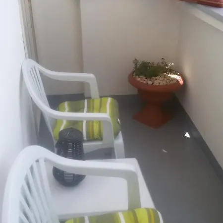 Dorkin Apartment *
