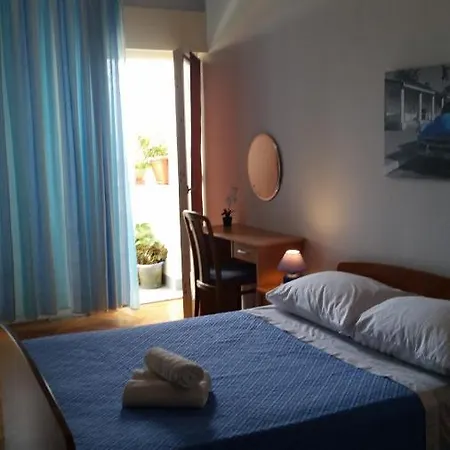 Dorkin Apartment